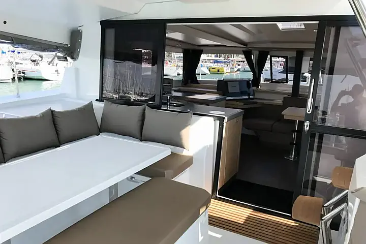 Astréa 42 - 