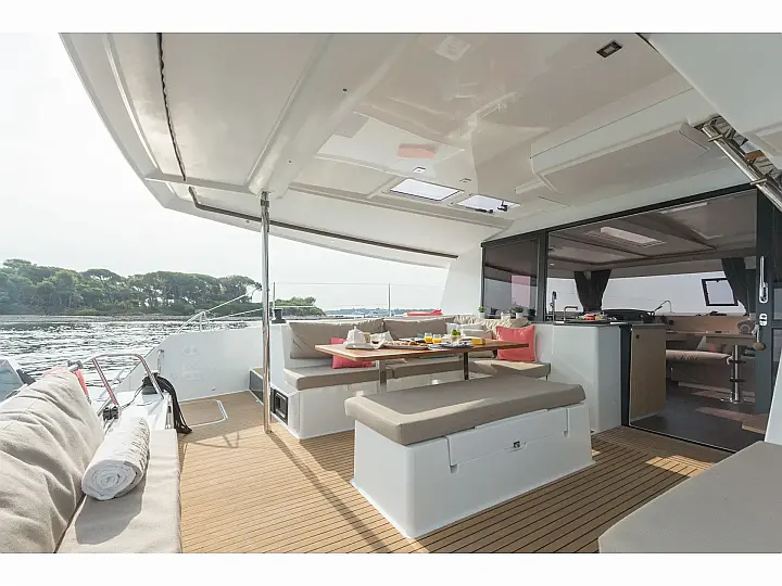 Helia 44 (4 cabs) - 