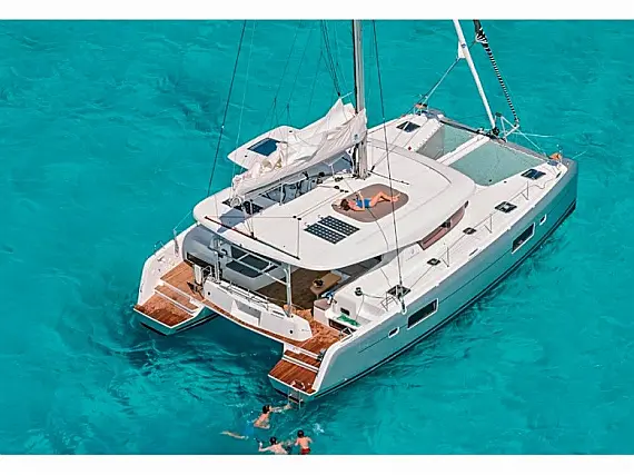 Lagoon 42