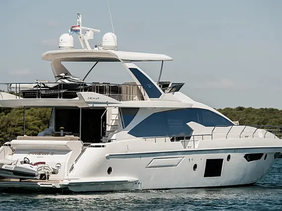 Azimut 72