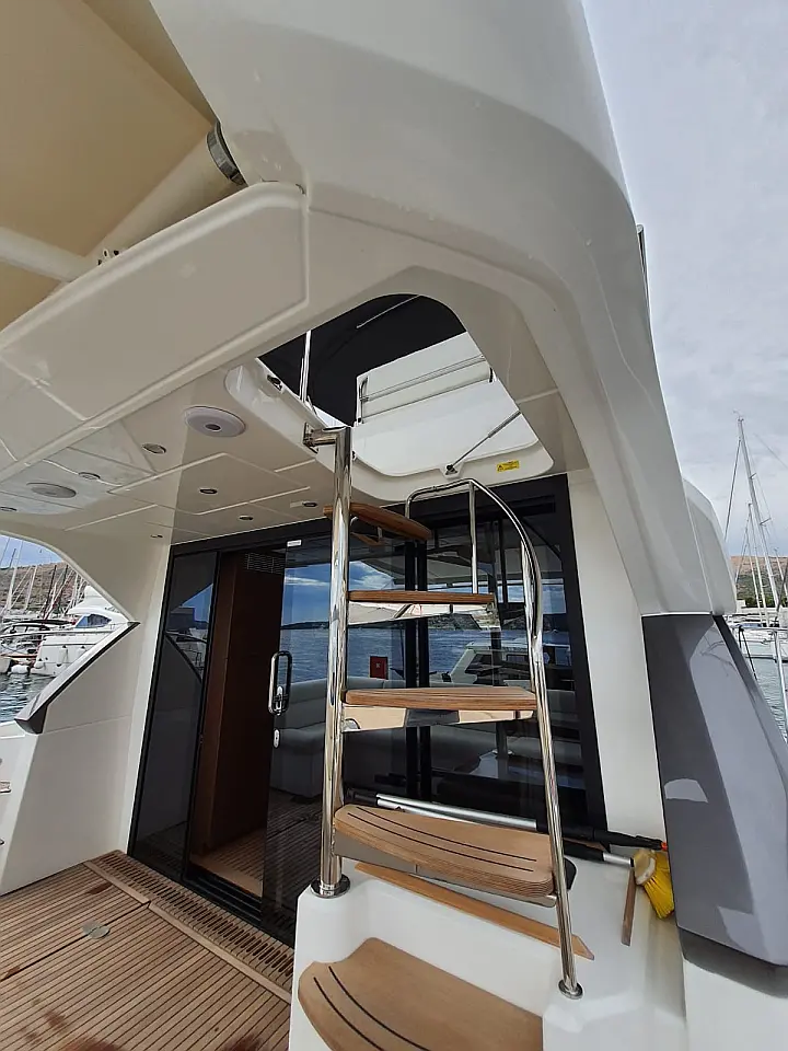 Monte Carlo 52 - 