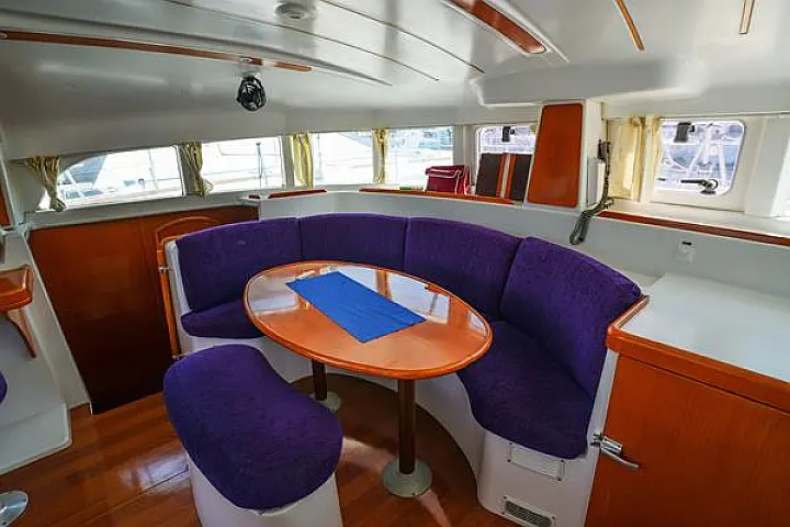 Lagoon 380 - 