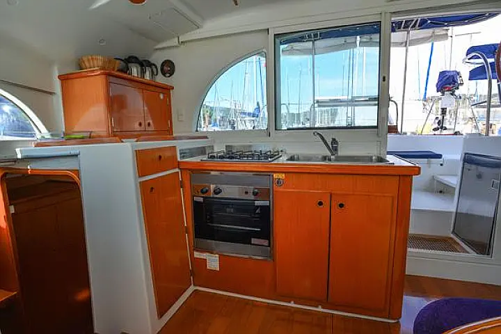 Lagoon 380 - 