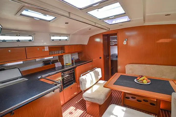 Bavaria Cruiser 45 - 