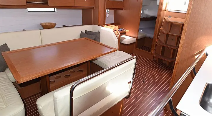 Bavaria Cruiser 40 - 