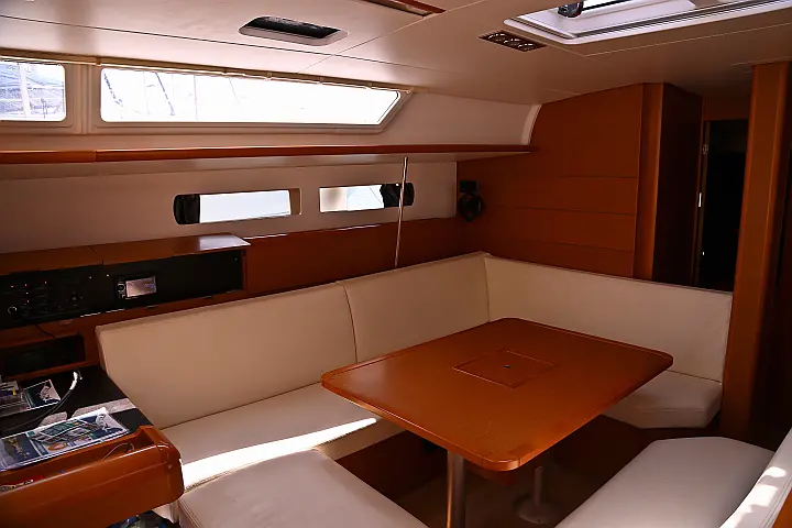 Sun Odyssey 469 - 