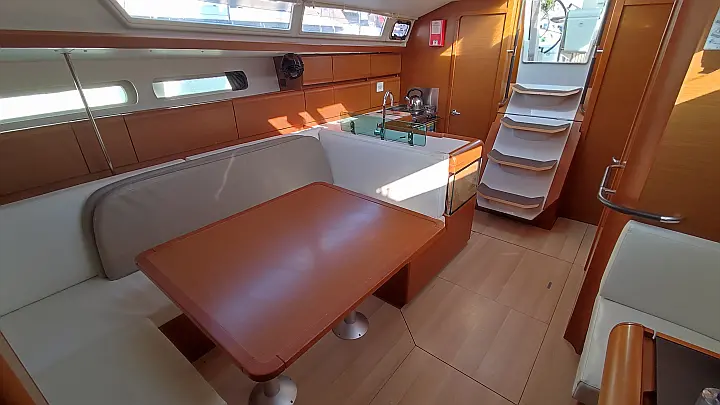 Sun Odyssey 419 - 