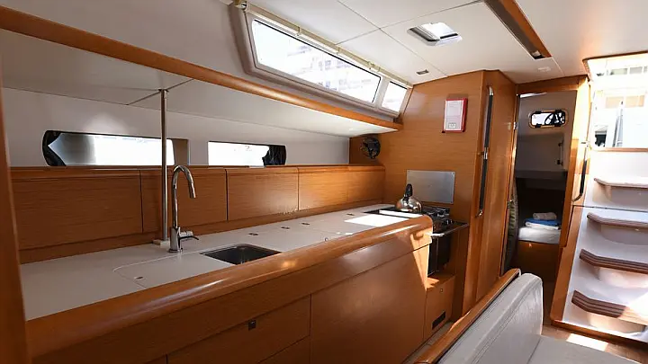 Sun Odyssey 469 - 