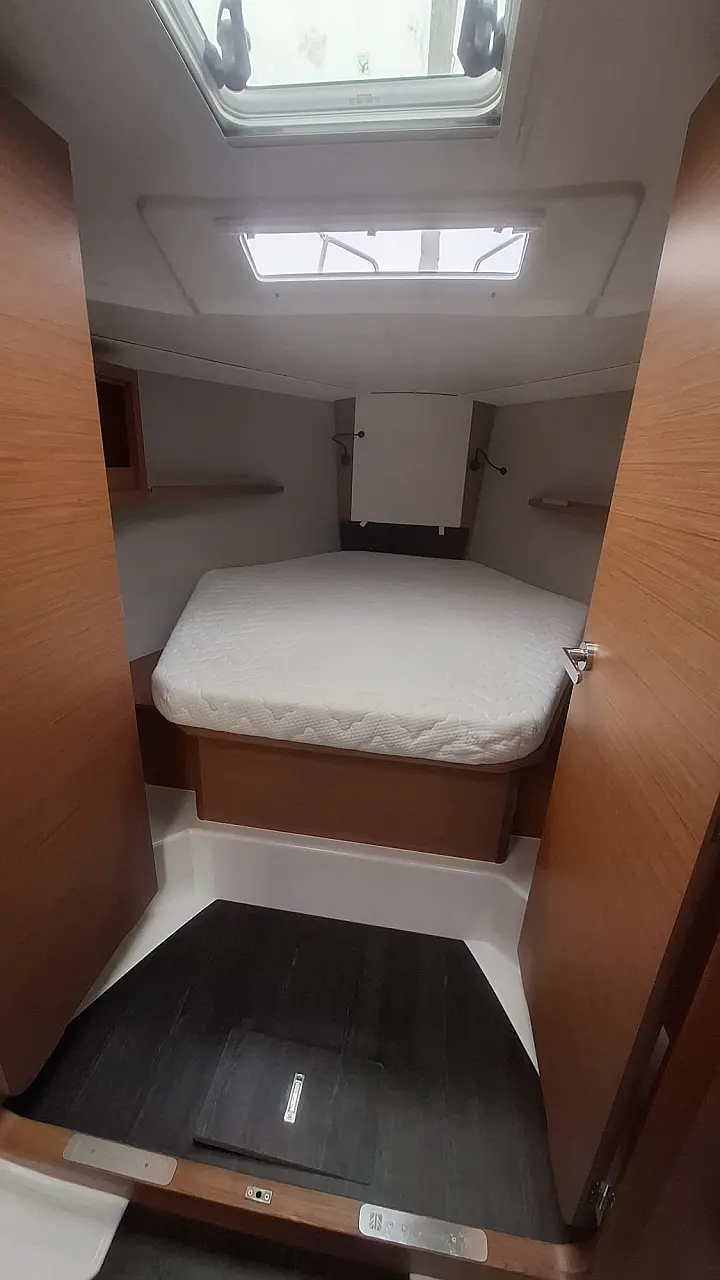 Dufour 37 - 
