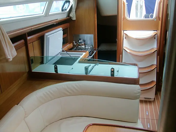Sun Odyssey 36i - 