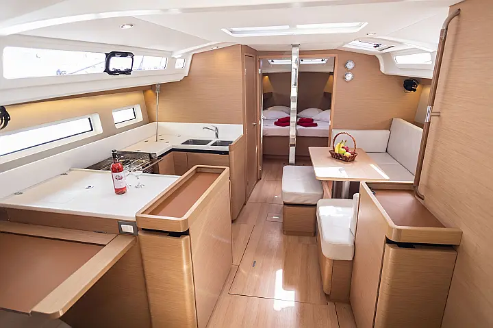 Sun Odyssey 440 - 