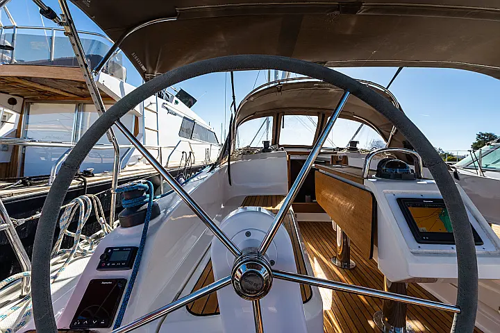 Bavaria 37 - 