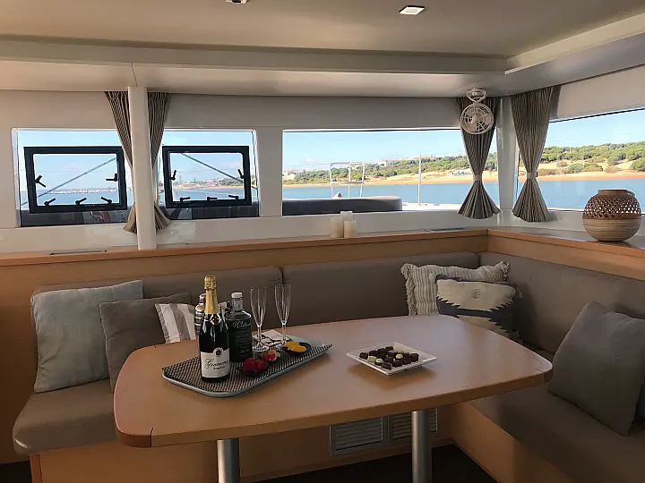 Lagoon 450 Fly Owner Version - 