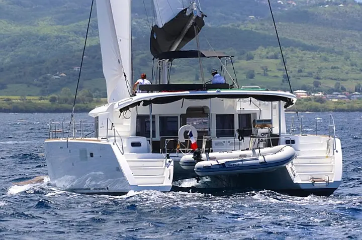 Lagoon 450 Fly Owner Version - 