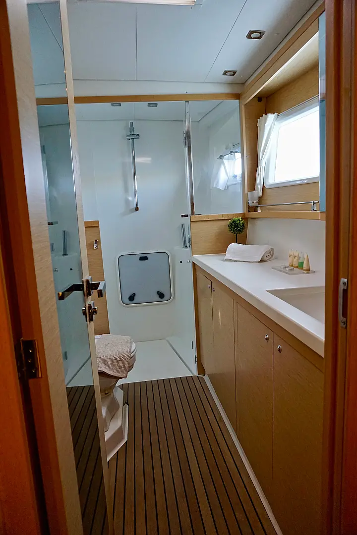 Lagoon 450 Fly Owner Version - 