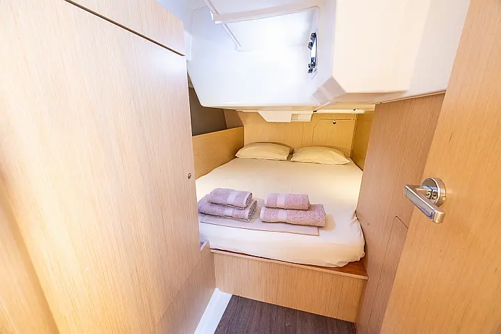 Oceanis 38.1 - 