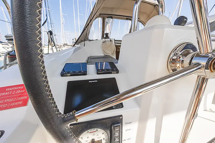 Oceanis 38.1 - 