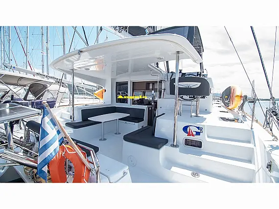 Lagoon 40