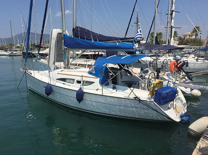 Sun Odyssey 32 (2 cab.) - External image