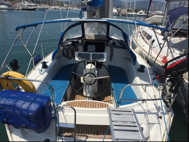 Sun Odyssey 32 (2 cab.) - 