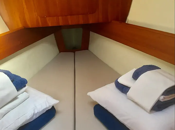 Sun Odyssey 32 (2 cab.) - 