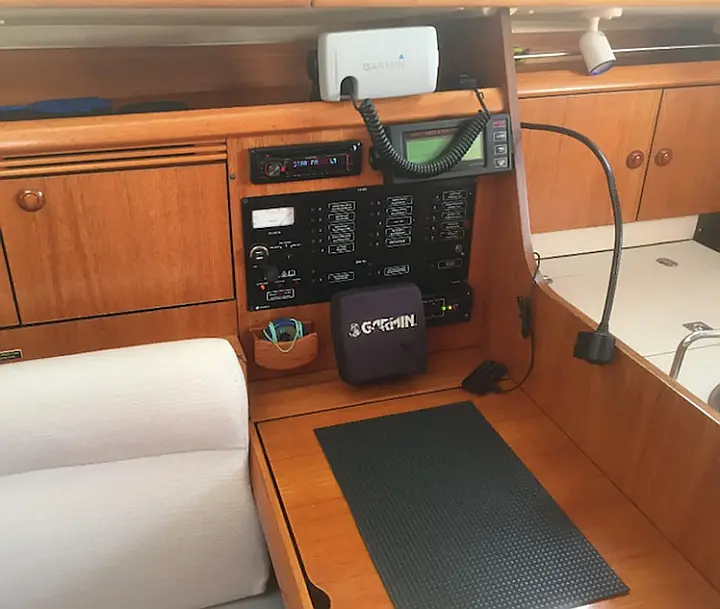 Sun Odyssey 32 (2 cab.) - 