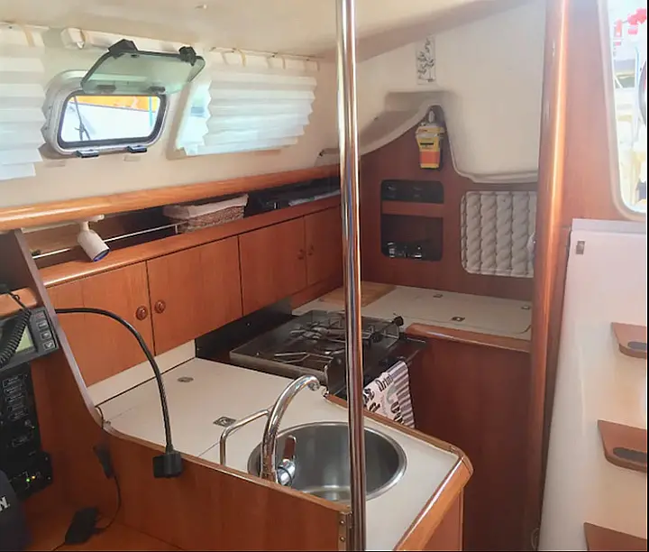 Sun Odyssey 32 (2 cab.) - 
