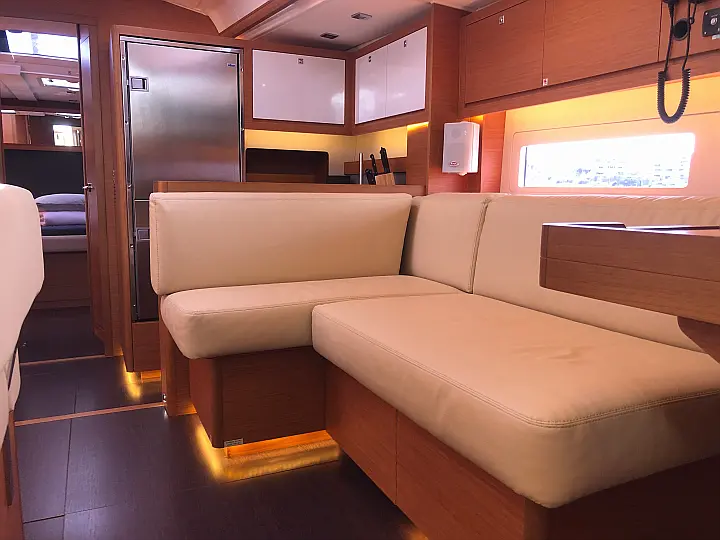 Dufour 530 Owner's version - 