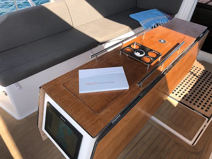 Dufour 530 Owner's version - 