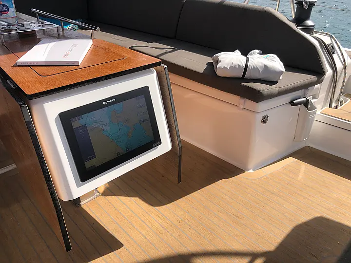 Dufour 530 Owner's version - 