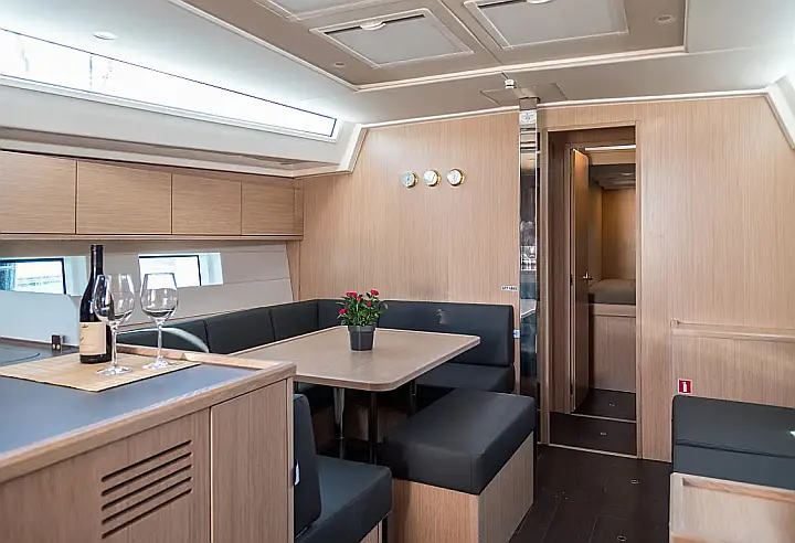 Bavaria C50 (5 + 1 cab.) - 