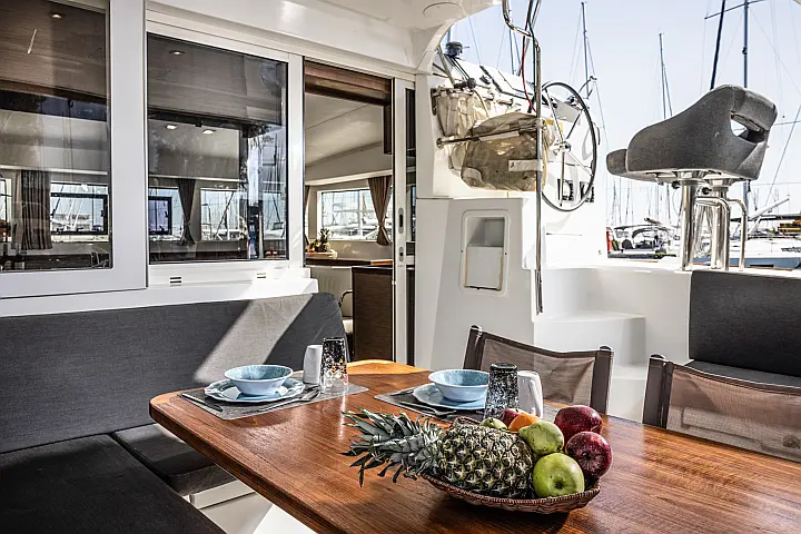 Lagoon 40 (4 cab) - 
