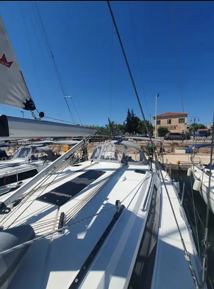 Bavaria Cruiser 51 (5 cab.) - 