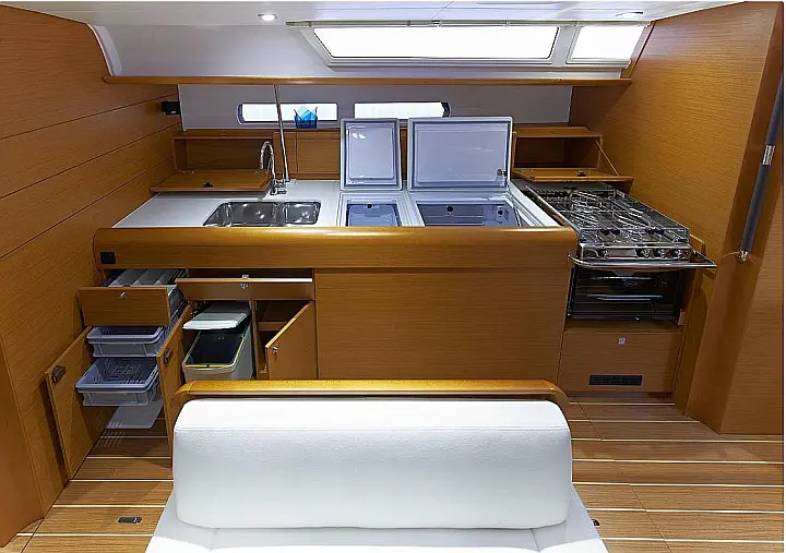 Sun Odyssey 479 (4 cab.) - 