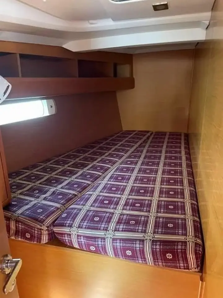 Sun Odyssey 469 (4 cab.) - 