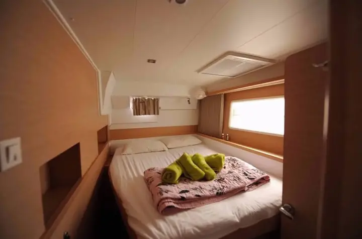 Lagoon 400 S2 (4 cab.) - 