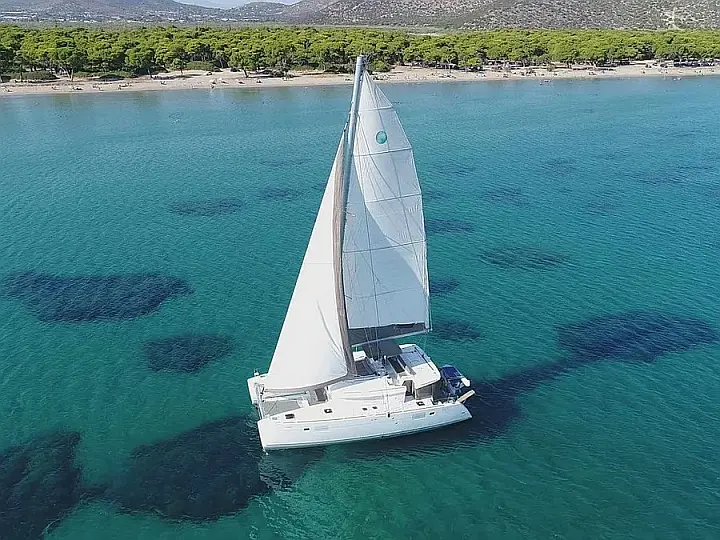 Lagoon 450 Fly - Cabin - External image