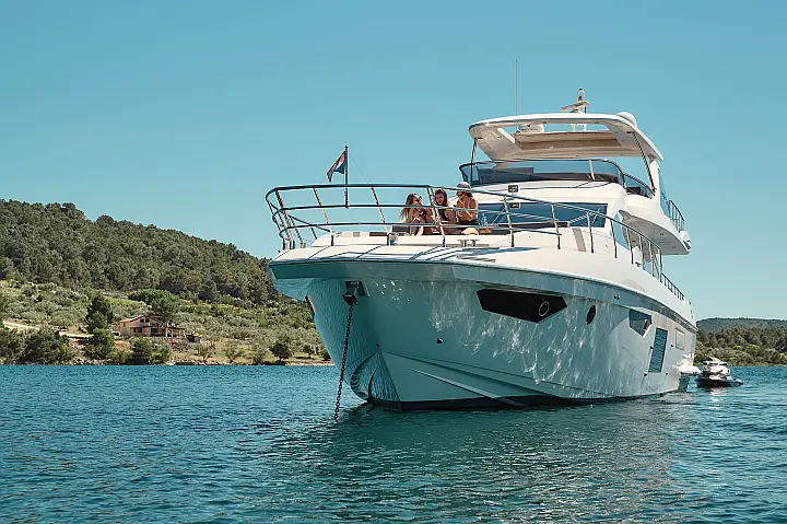 Azimut 72 - 