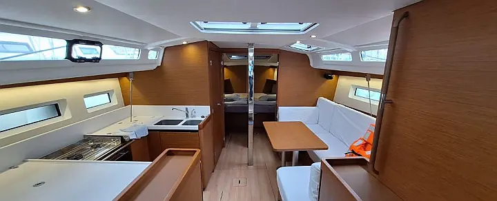 Sun Odyssey 440 - 