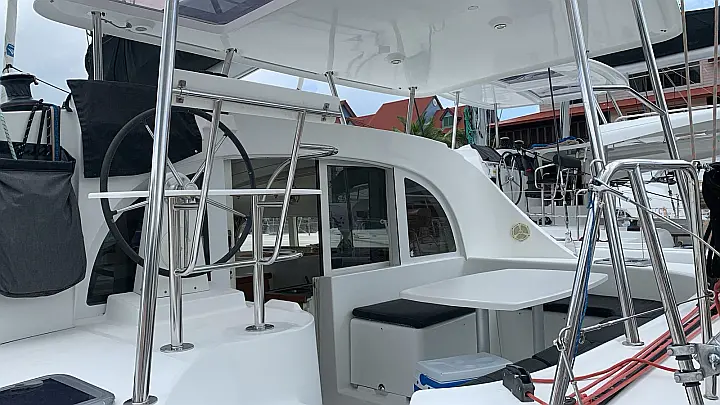 Lagoon 380 - 