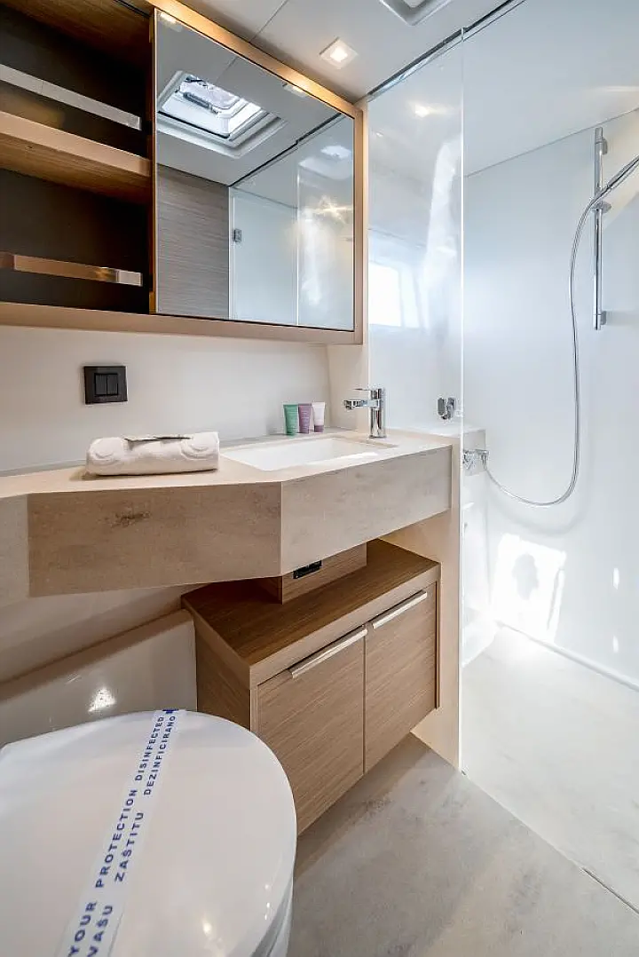 Lagoon 46  - 
