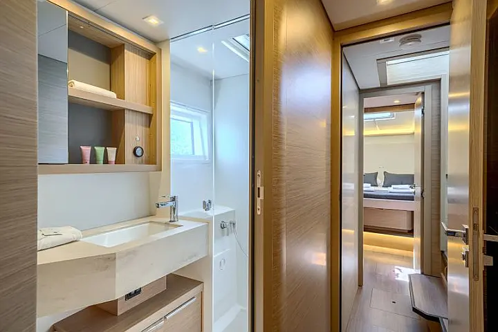 Lagoon 46  - 