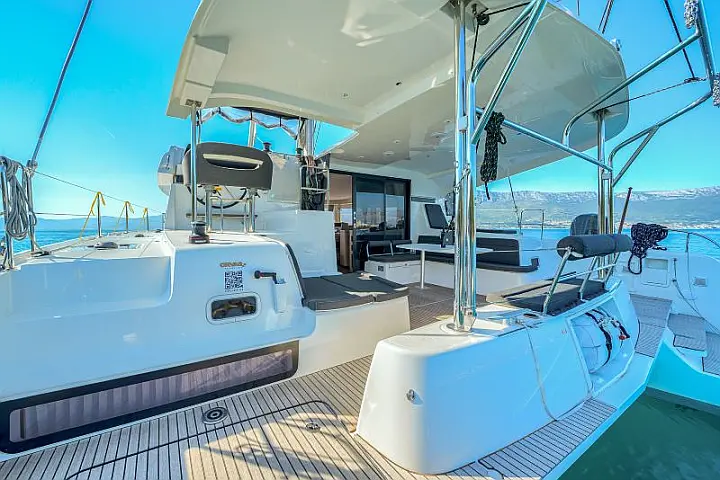 Lagoon 42 - 