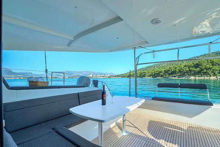 Lagoon 42 - 