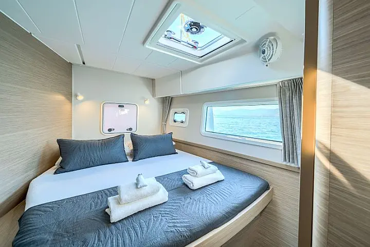 Lagoon 42 - 