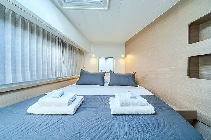 Lagoon 42 - 