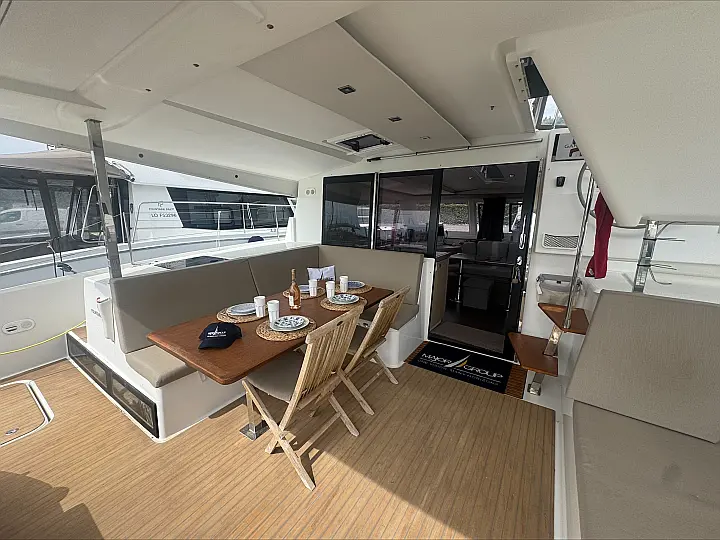 Lucia 40 (3cab) - 