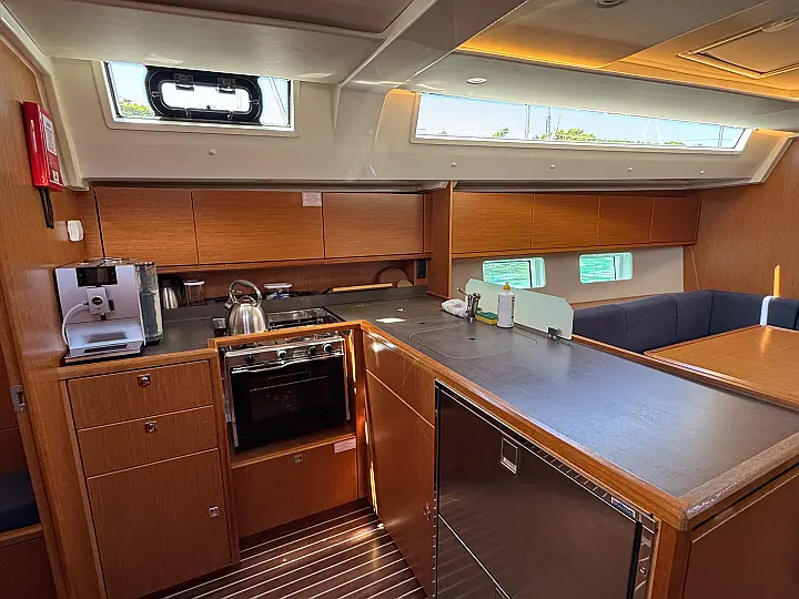 Bavaria C45 - 