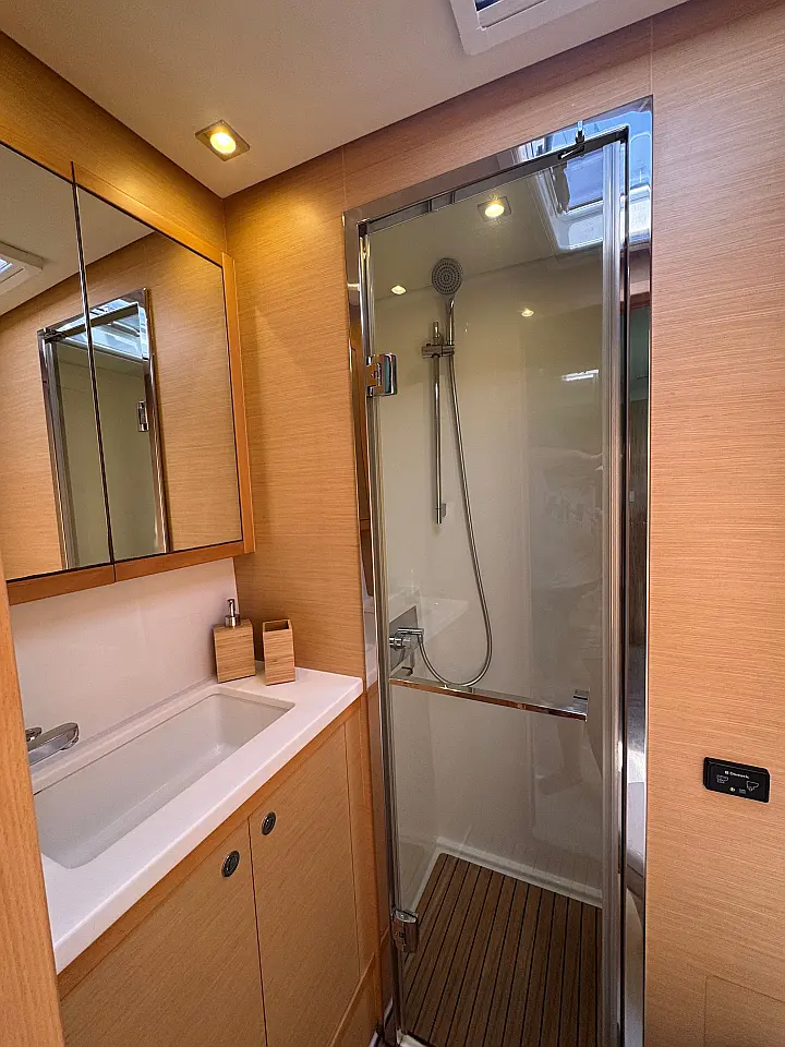 Lagoon 52F - 