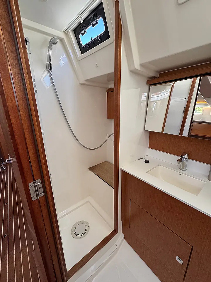 Bavaria C45 - 